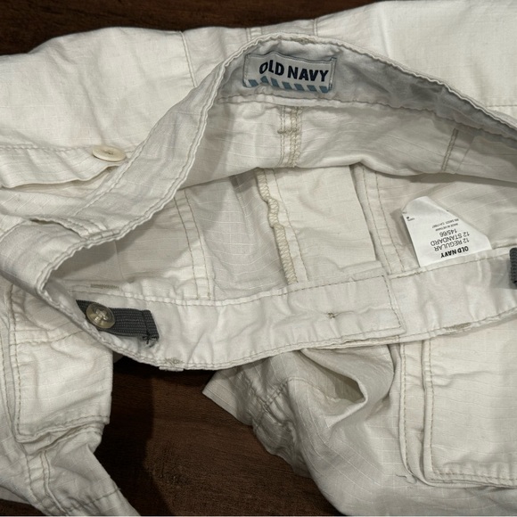 Polo Cargo Pants with drawstring waistband. In like new condition  size 10/12 - Picture 10 of 11